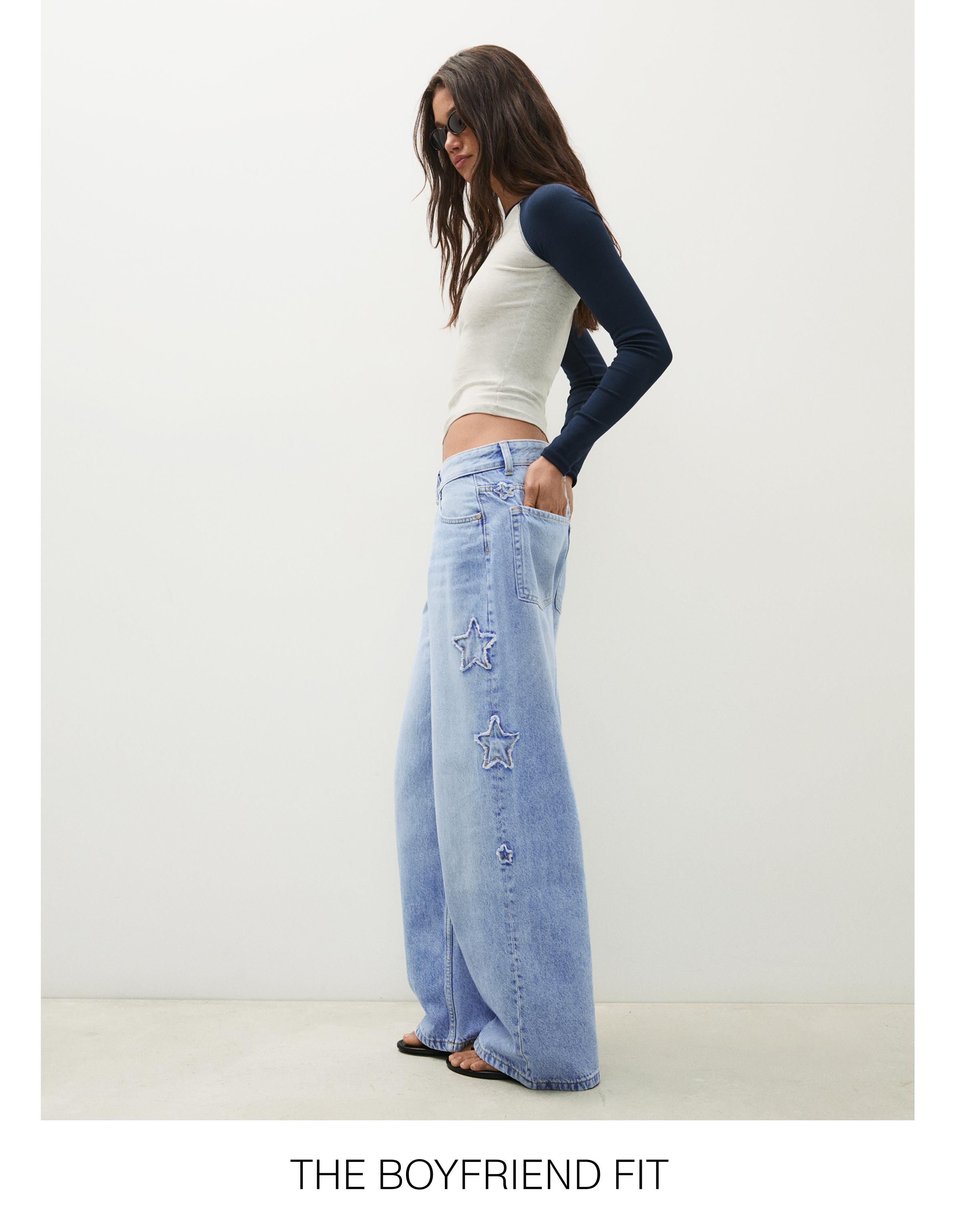 Boyfriend jeans with star print — Light blue