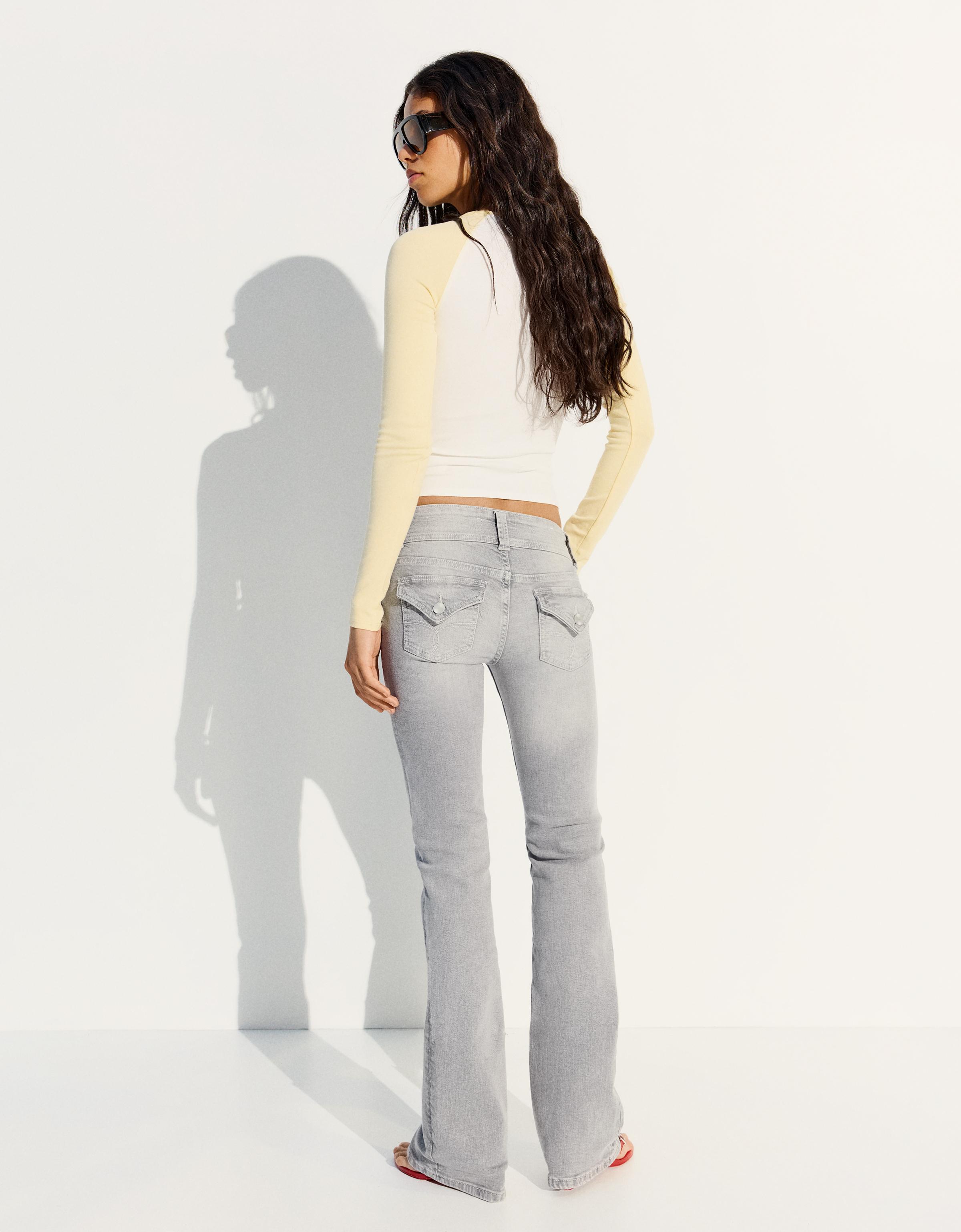 Low-rise boot-cut jeans — Grey
