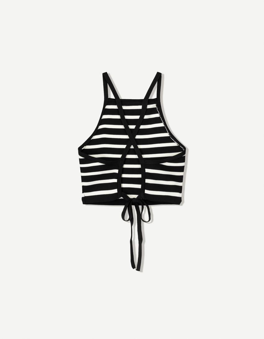 Top z dekoltem halter-Czarny-5