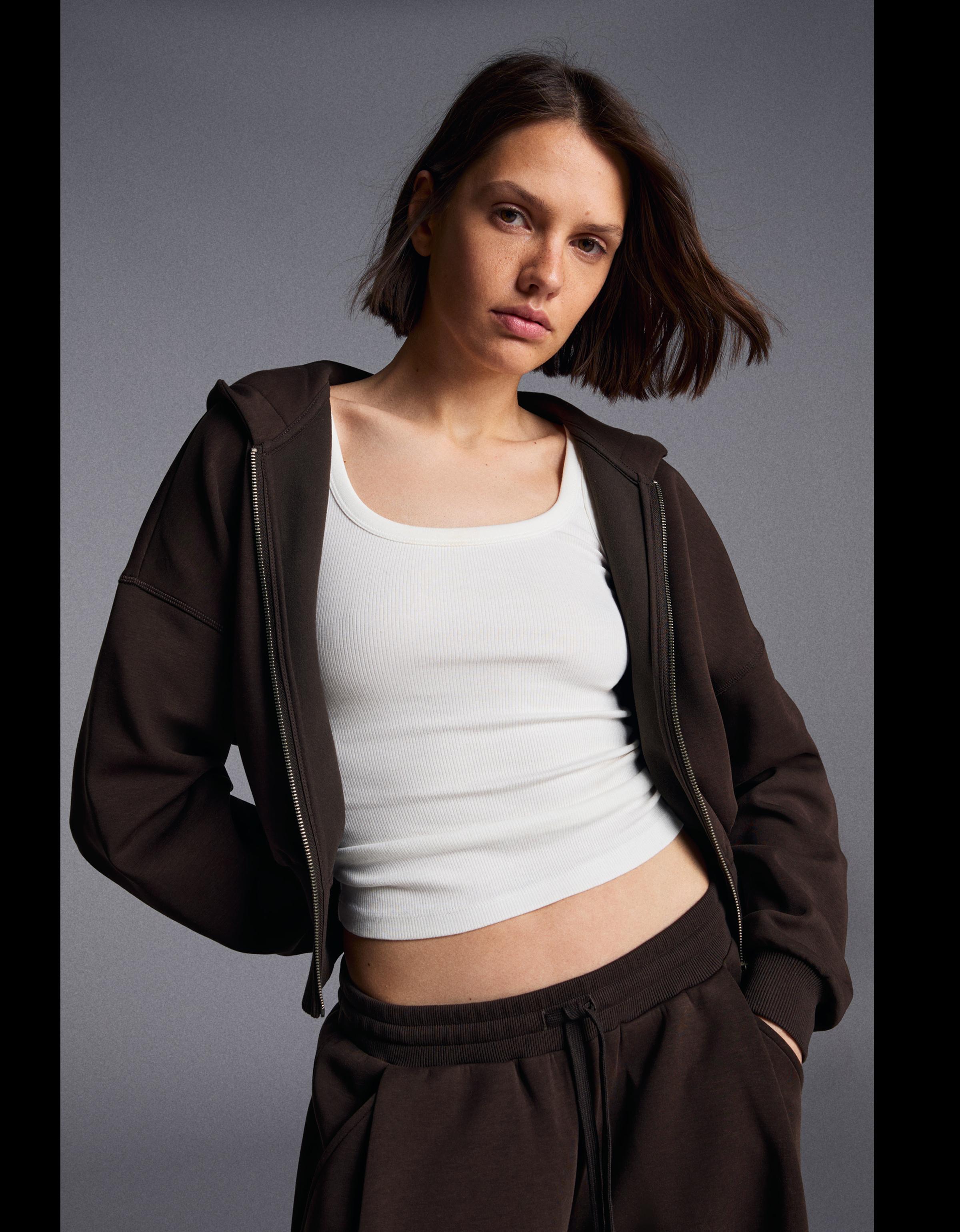 Zip-up hooded sweatshirt with sash — Brown