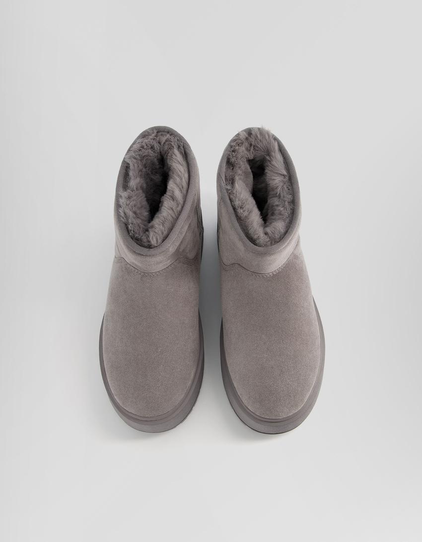 Platform ankle boots with faux fur lining-Grey