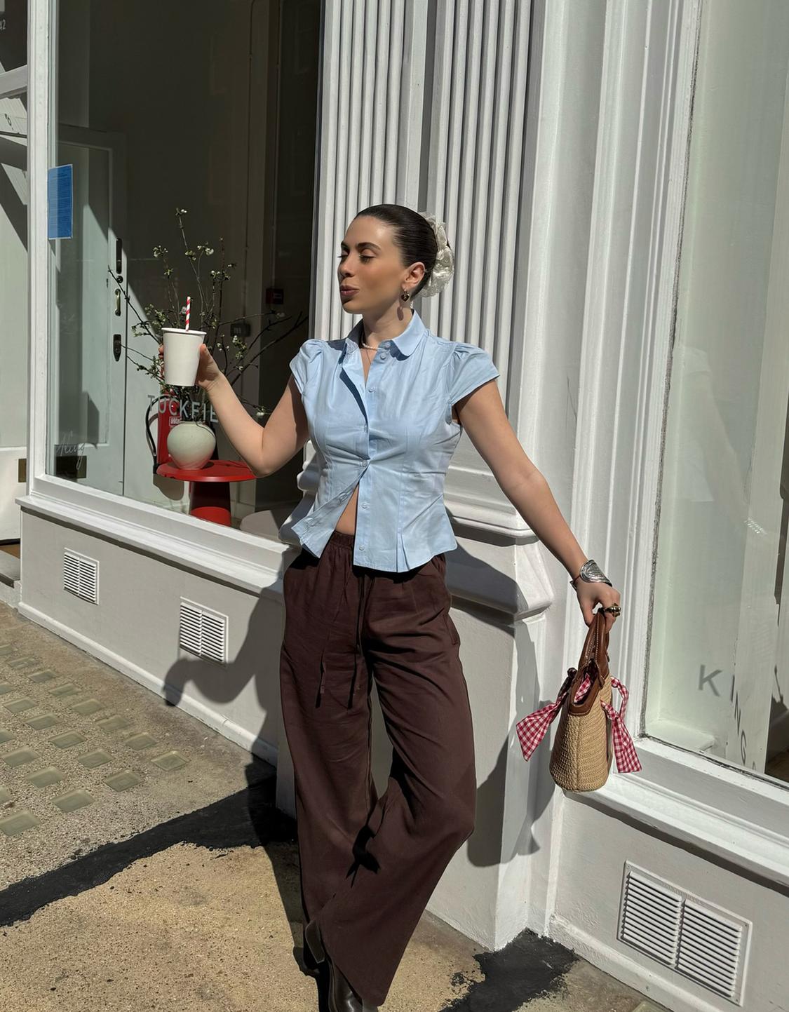 Linen blend trousers with an elasticated waistband