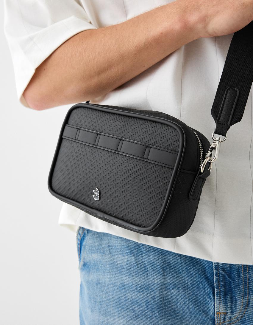 Bolso Bershka Hombre Bolso Bandolera Con Cadena Bershka Cadena