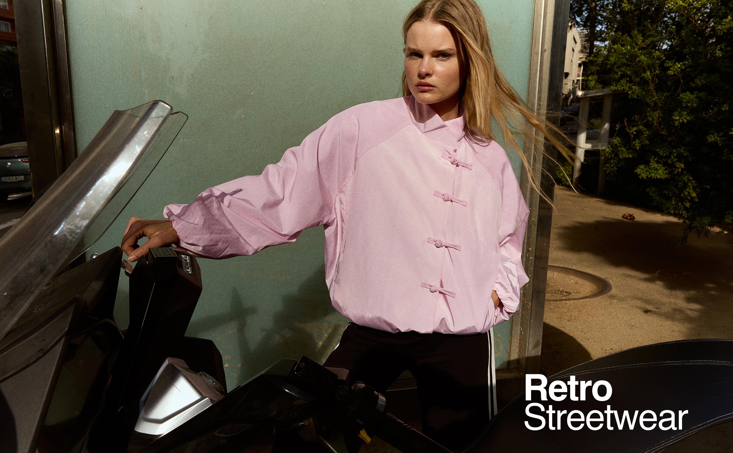 Nylon jacket with clasps — Pink