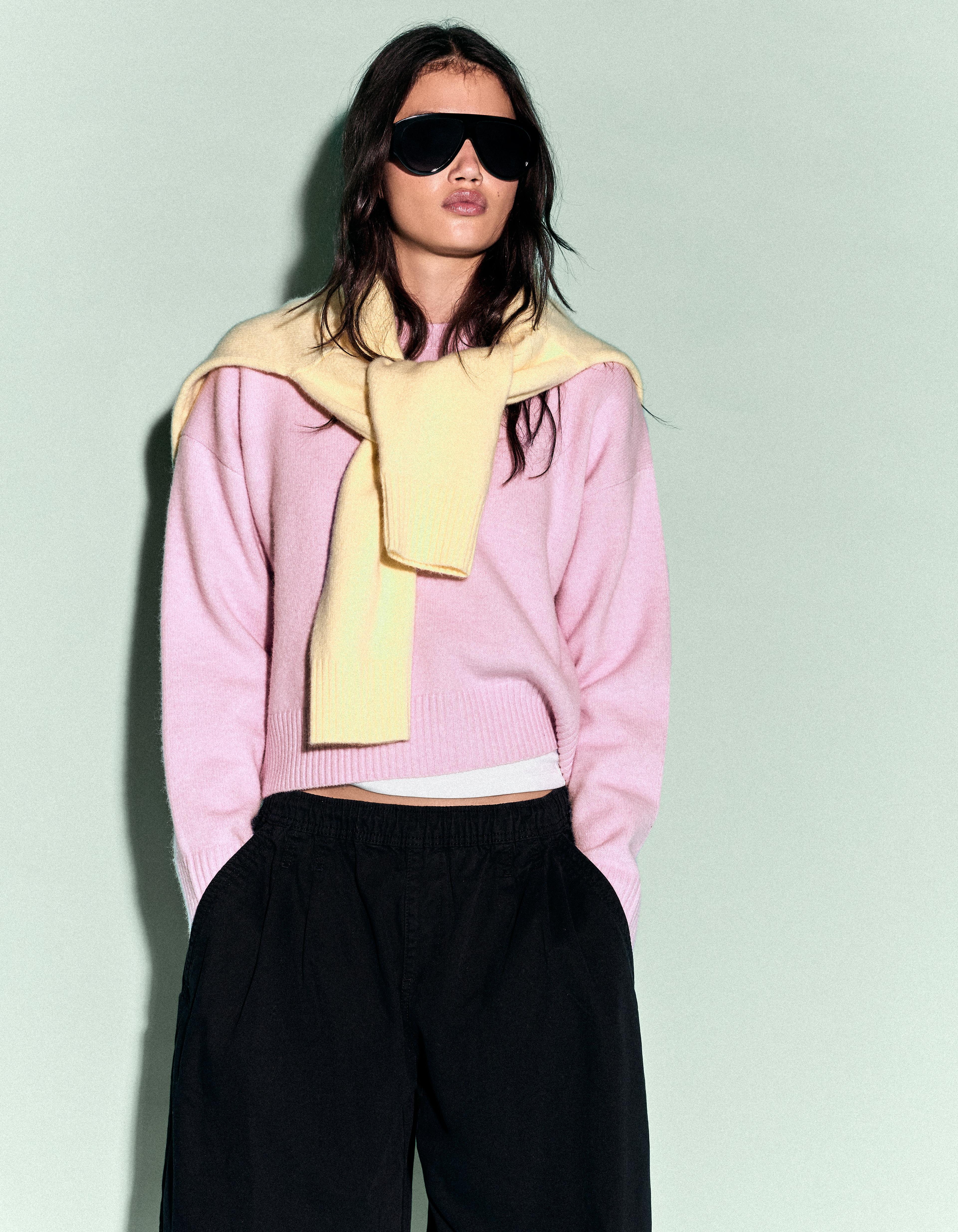 Round neck jumper — Pink