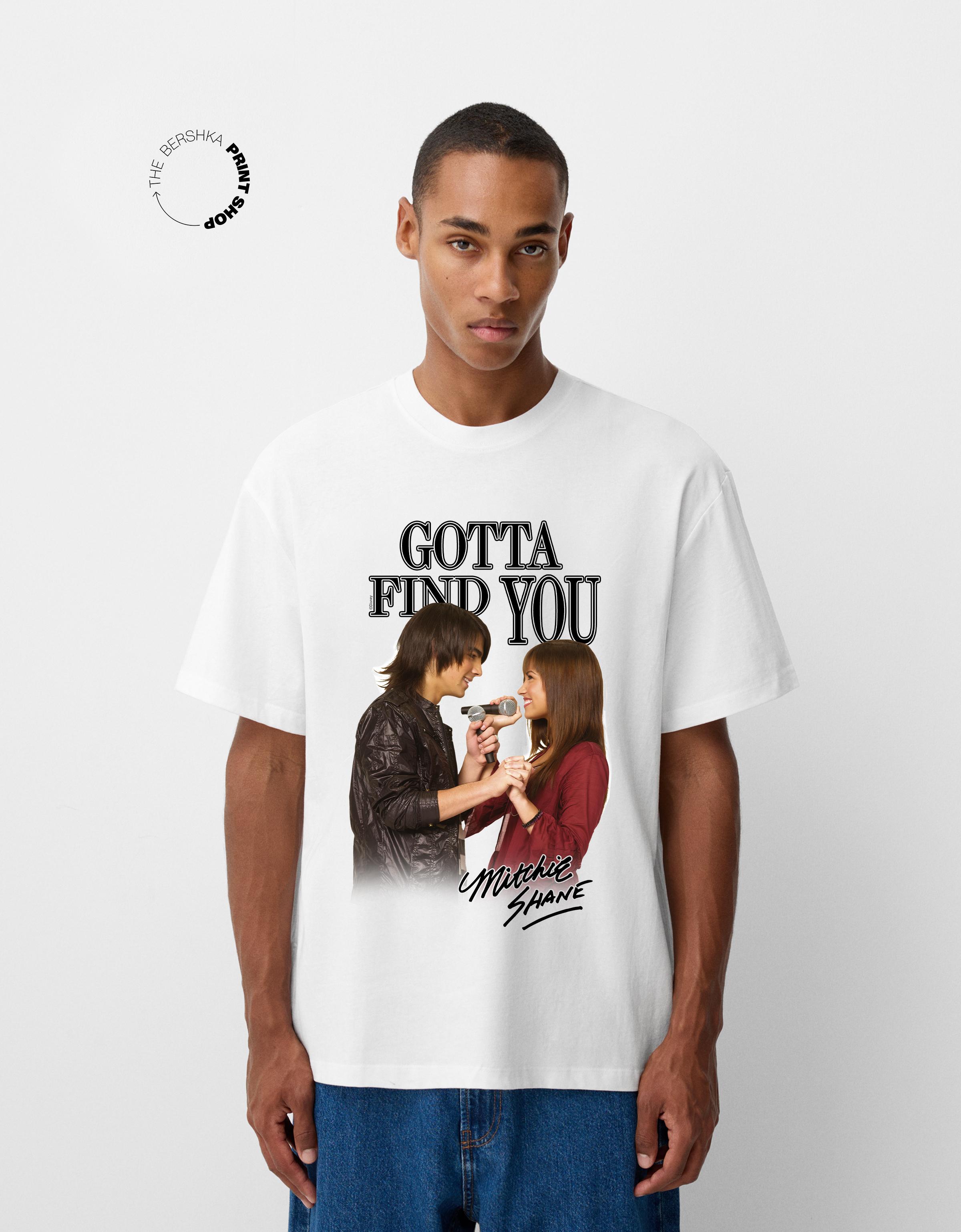 Bershka T-Shirt Camp Rock Mit Kurzen Ärmeln Herren Xxs Weiss