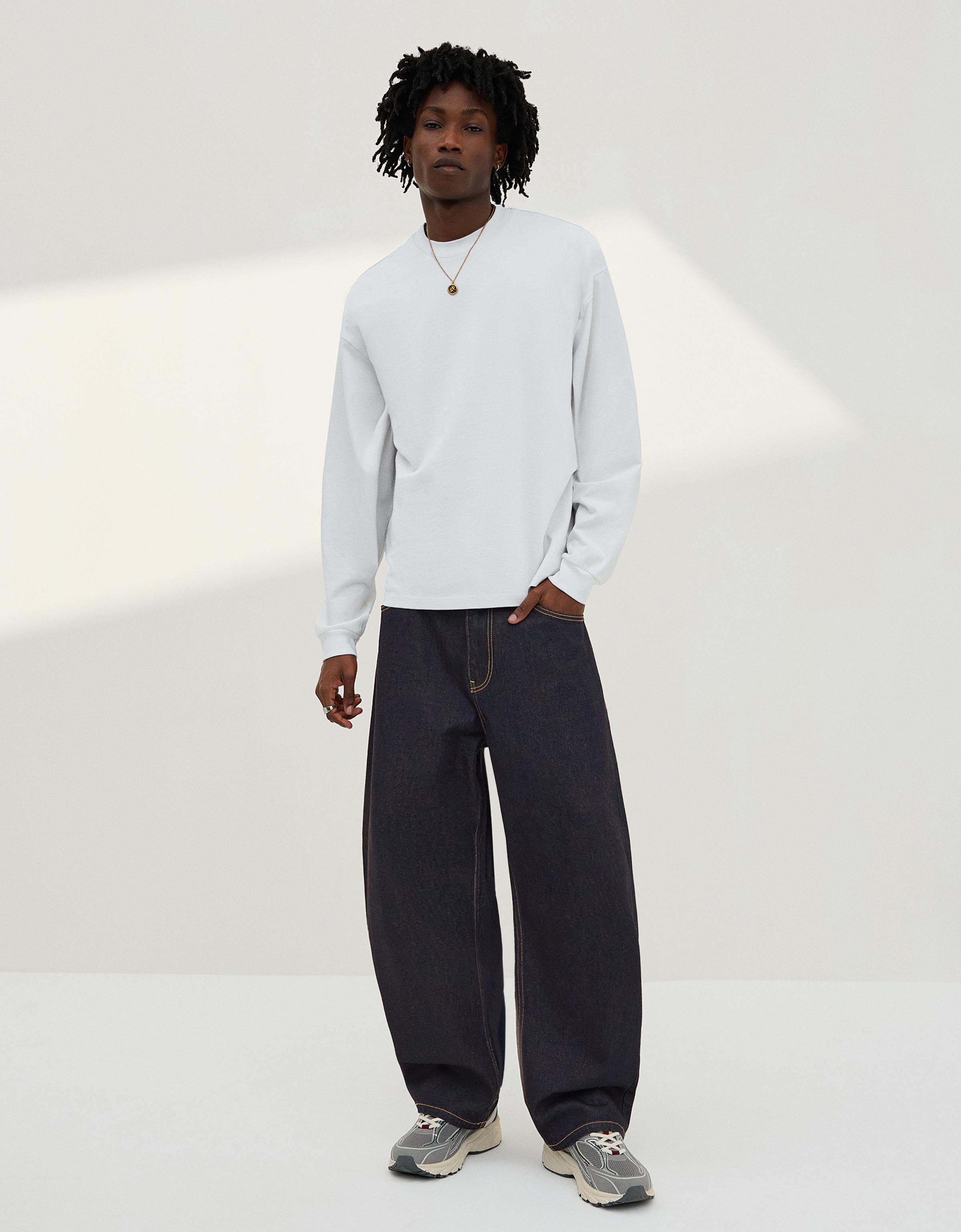 Bershka Jeans Barrel Bordado Hombre Marino