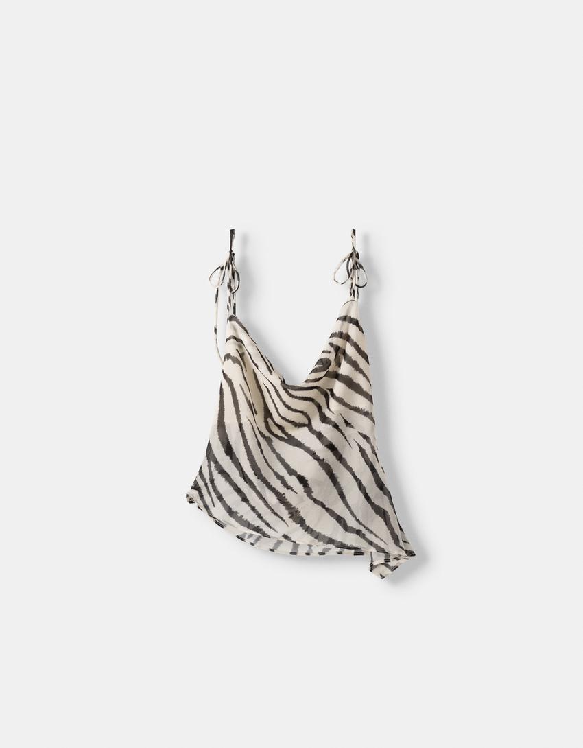 توب قصير غير متماثل بطبعة حيوانية-أبيض / أسود-4