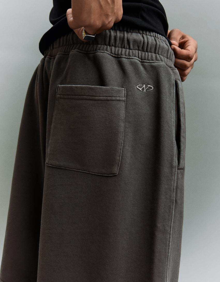 Yıkanmış boxy fit bermuda-Gri