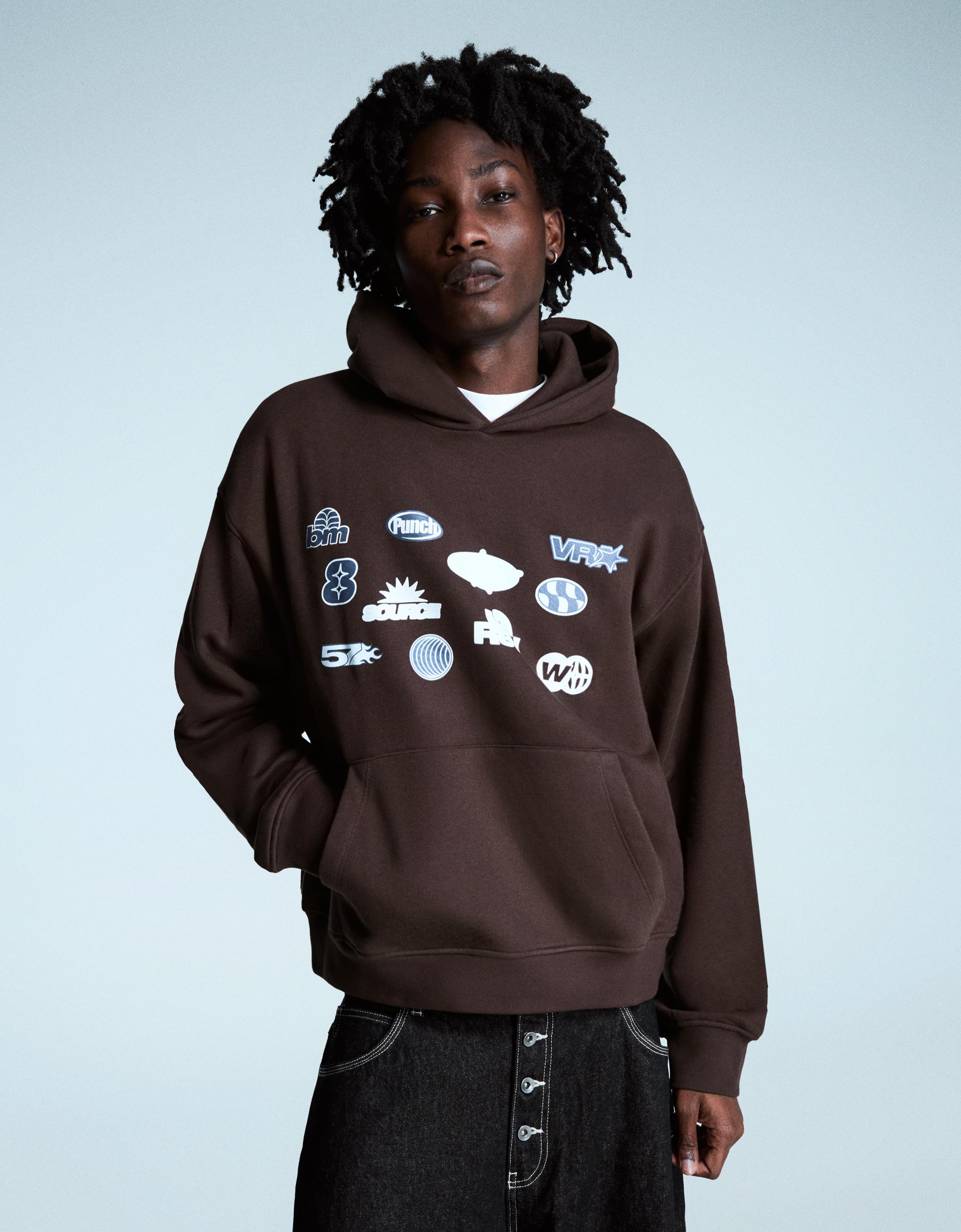 Bershka Kapuzen-Sweatshirt Mit Print Herren Xs Braun