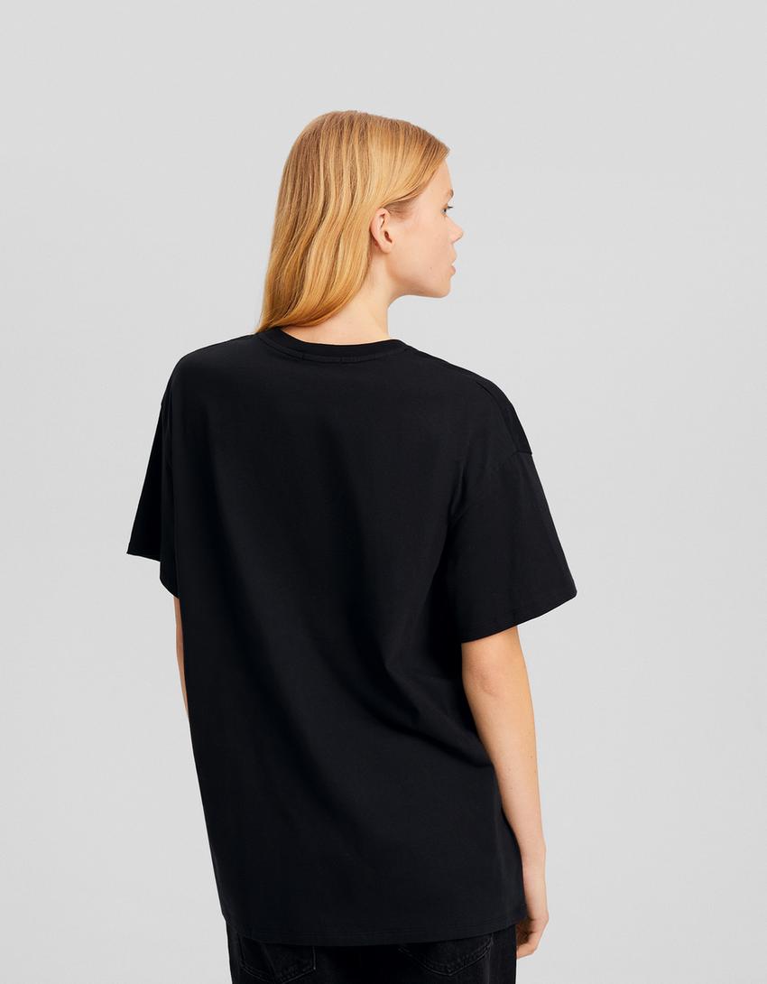 T-shirt Hannah Montana manga curta oversize estampado-Preto-1