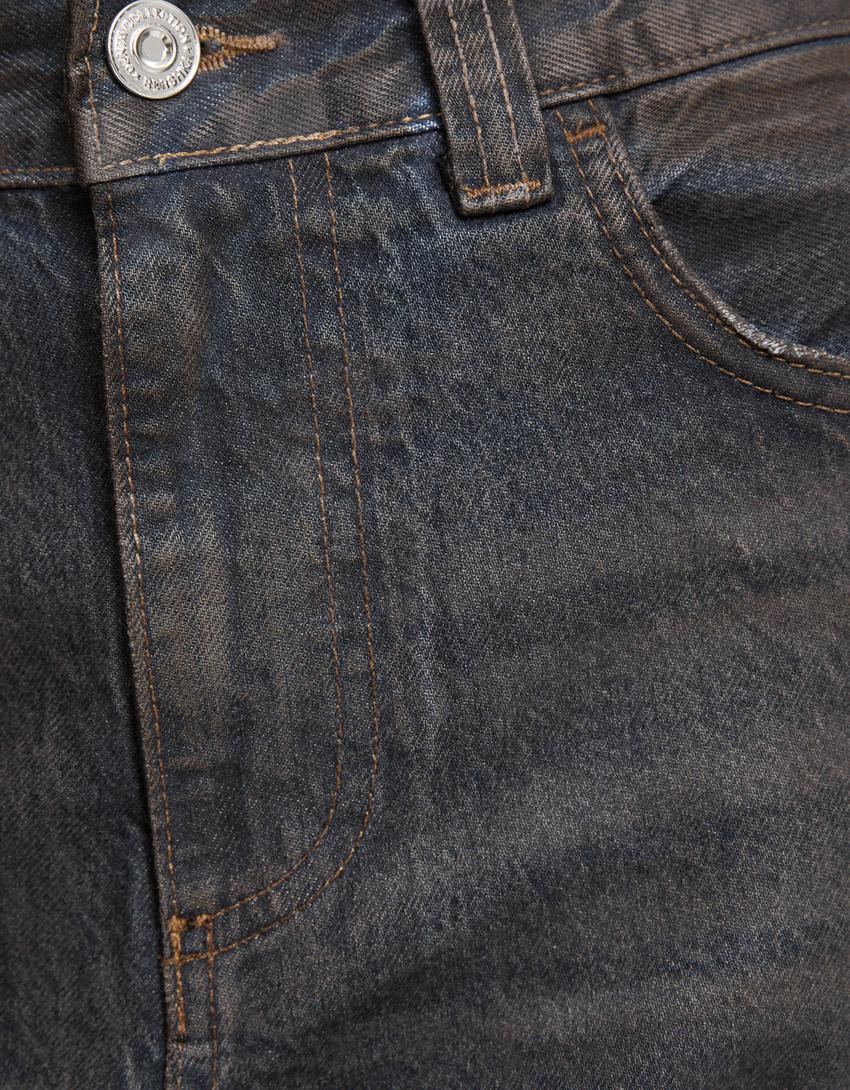 Wide-leg balloon jeans with coating-Brown