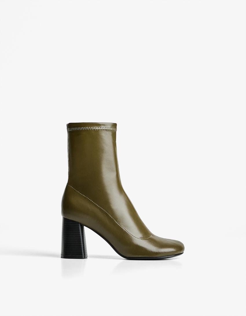 Botine cu toc lat-Kaki