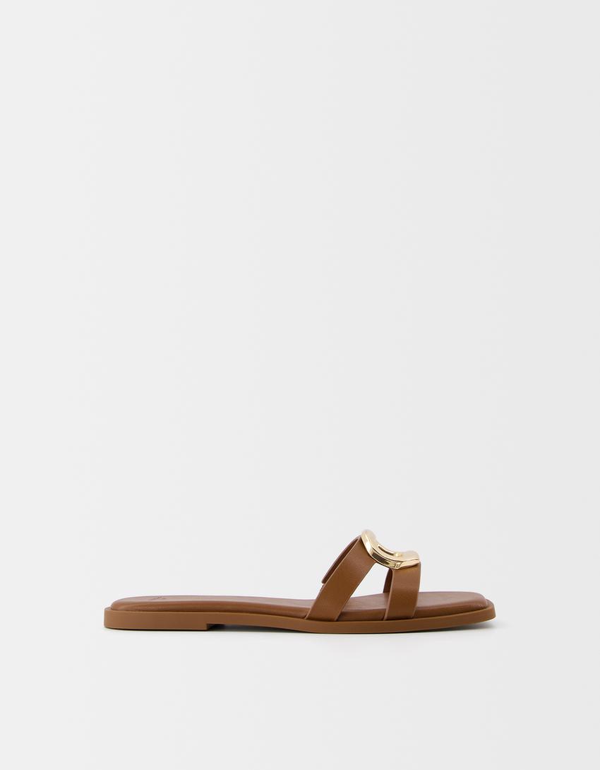 Flat sandals with metallic detail-Brown