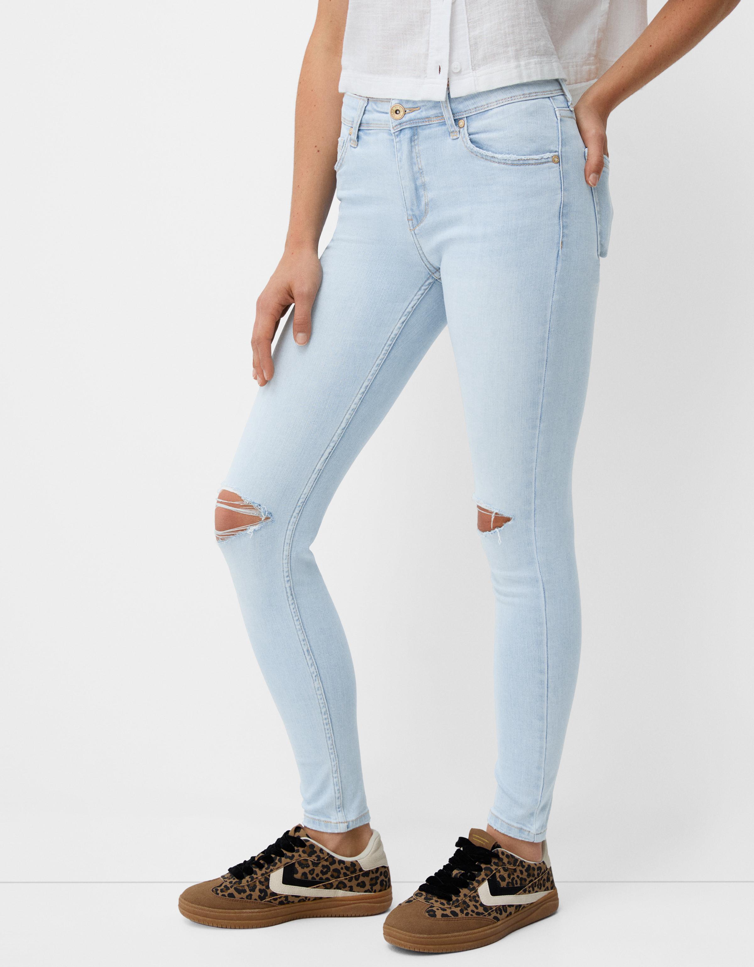 Bershka Skinny-Jeans Mit Tiefem Bund Damen 38 Hellblau