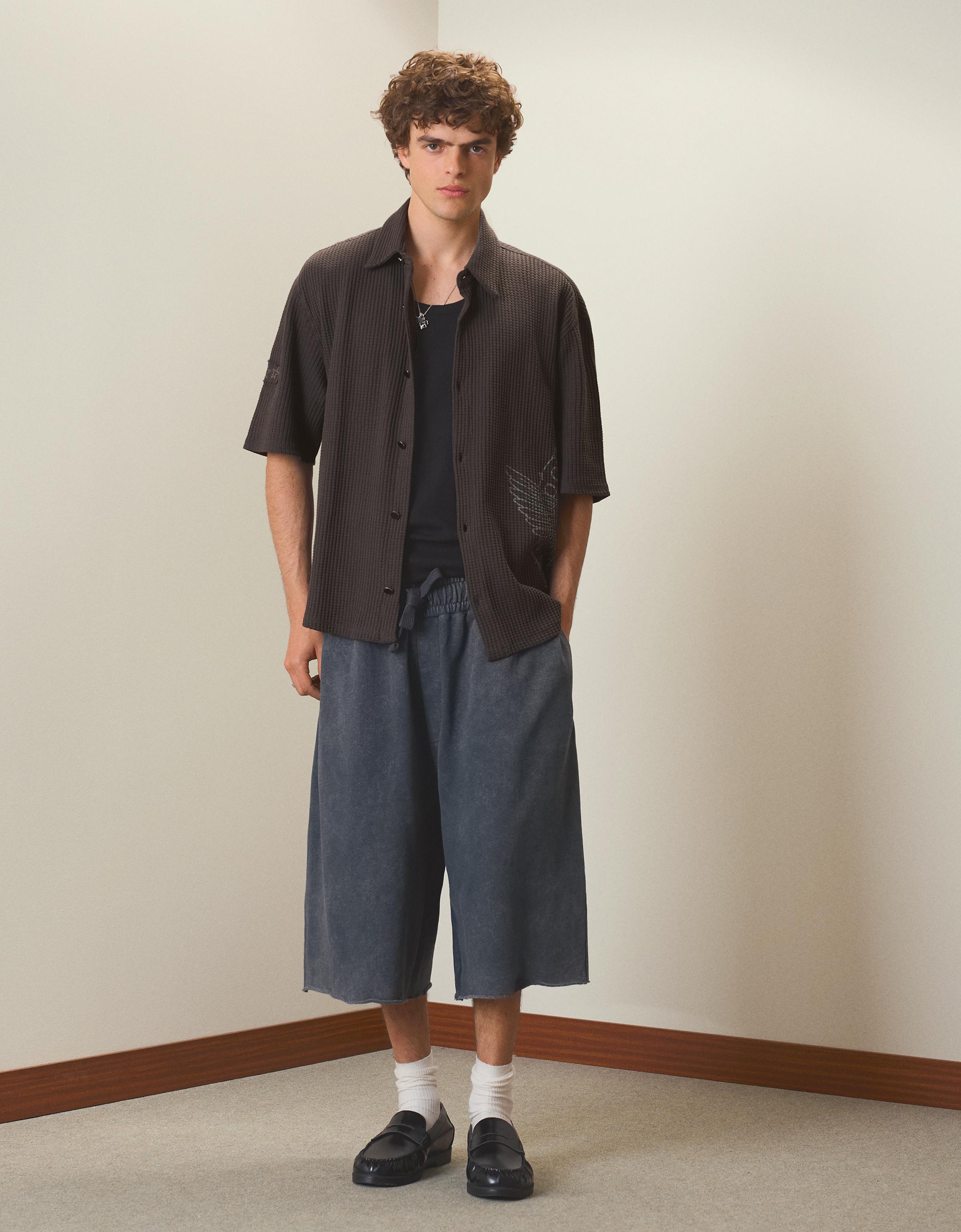 Relaxed fit gofre kumaş gömlek - Görsel 14